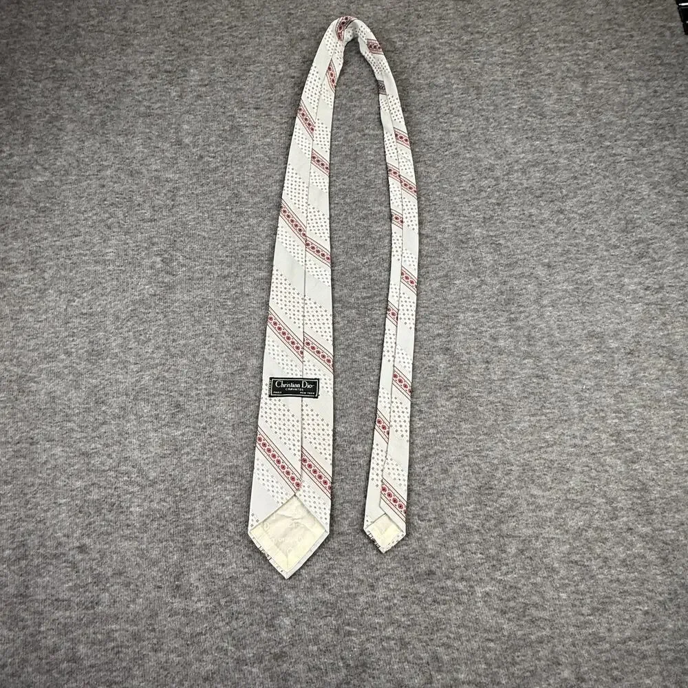 Vintage Christian Dior Cravates Paris Tie Polyester Geometric Striped Light Grey